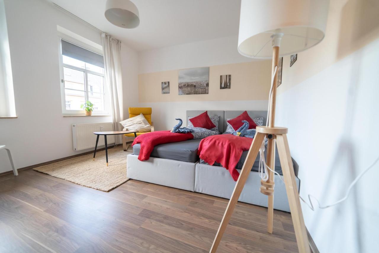Fullhouse - Zwickau - L12 - 2 Single Beds - Nespresso - Smarttvアパートメント エクステリア 写真